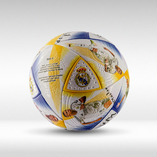 Balón Kylian Mbappé Real Madrid