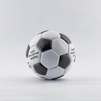 Minibalón Histórico Mundial Alemania 1974 – Réplica Coleccionable Telstar Durlast