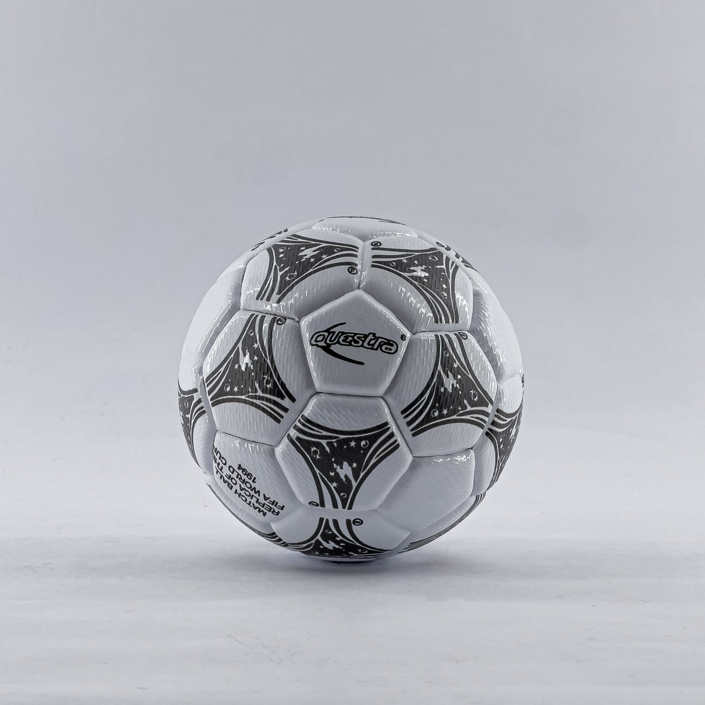 Conjunto de Minibalones de los Últimos 15 Mundiales de Fútbol + Llavero de obsequio