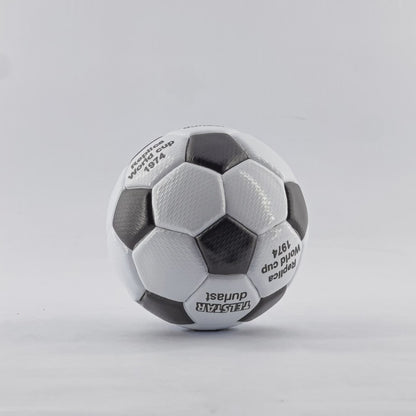 Minibalón Histórico Mundial Alemania 1974 – Réplica Coleccionable Telstar Durlast